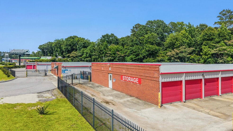 Primary Photo Of 3615 MS-15, Laurel Self Storage For Sale
