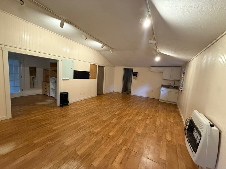 More Photos Of 126 Camp Elliott Rd, Black Mountain Specialty For Sale