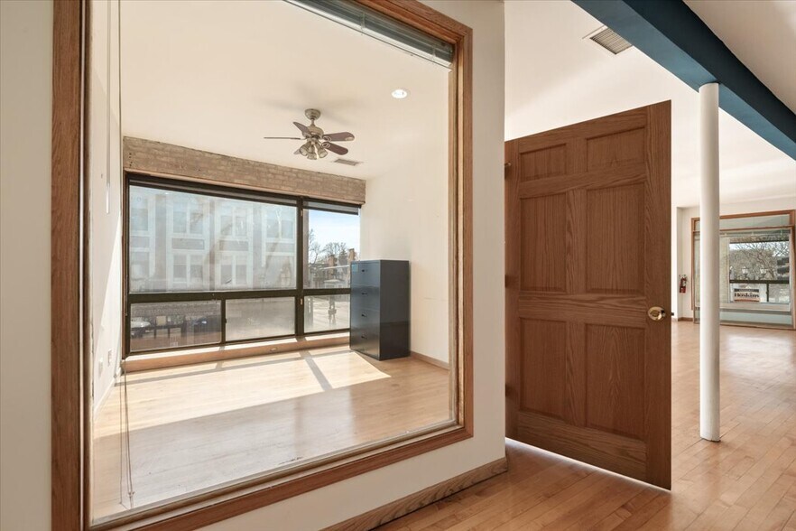 More Photos Of 7321 Madison St, Forest Park Restaurant For Sale