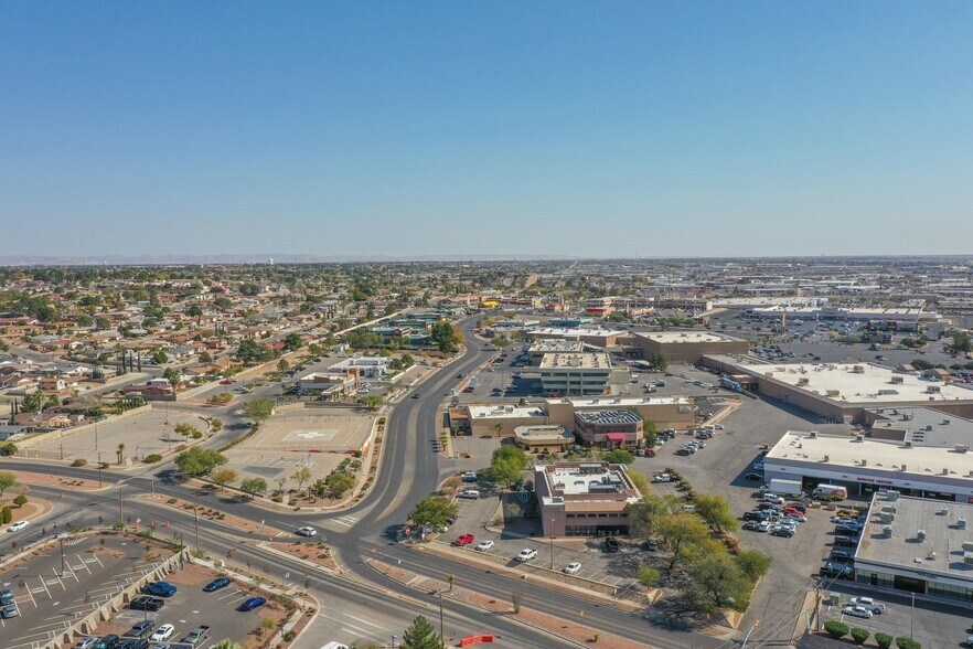 More Photos Of 10420 Vista Del Sol Dr, El Paso Office For Sale