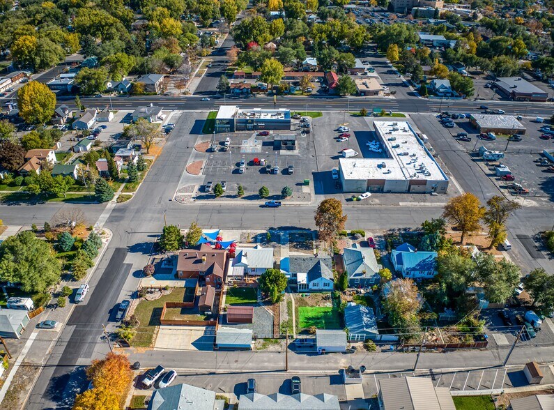 More Photos Of 1047 N 1st St, Montrose Office For Sale