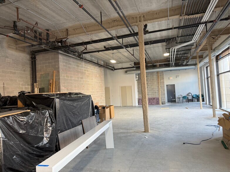 More Photos Of 2823 W Belmont Ave, Chicago Apartments For Lease