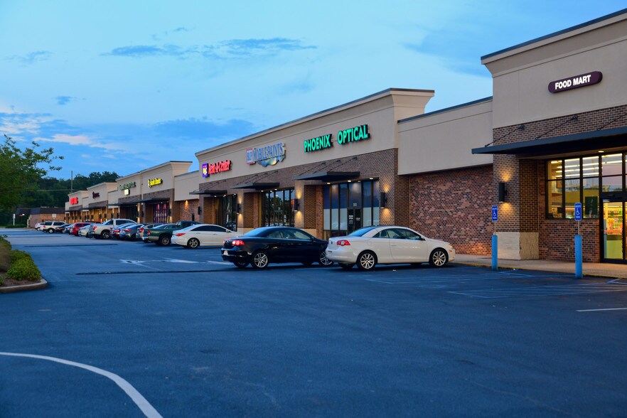 Primary Photo Of 3055-3081 Dauphin St, Mobile Freestanding For Lease