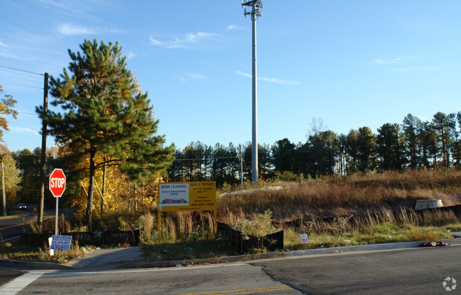 More Photos Of 5461 Hillandale Dr, Lithonia Medical For Lease