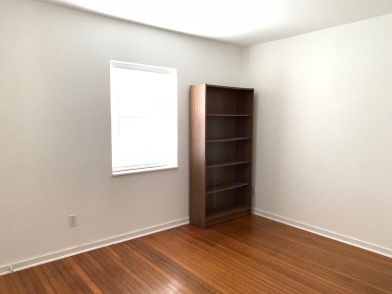 More Photos Of 1501 E Robinson St, Orlando Office Residential For Lease