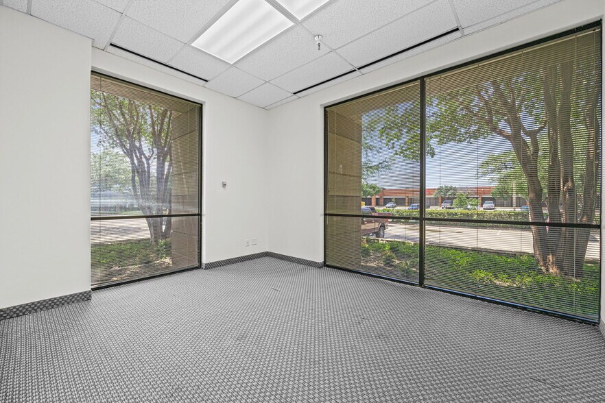 More Photos Of 1111 Digital Dr, Richardson Showroom For Sale