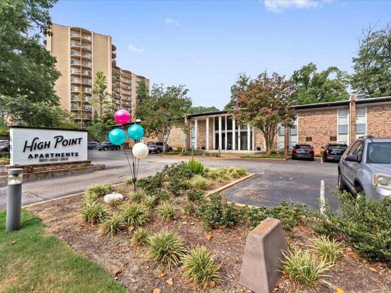 More Photos Of , Memphis Multifamily For Sale