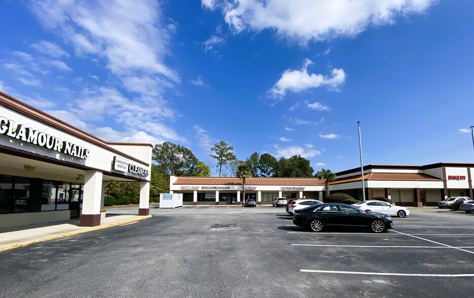 More Photos Of 630 Skylark Dr, Charleston Unknown For Lease
