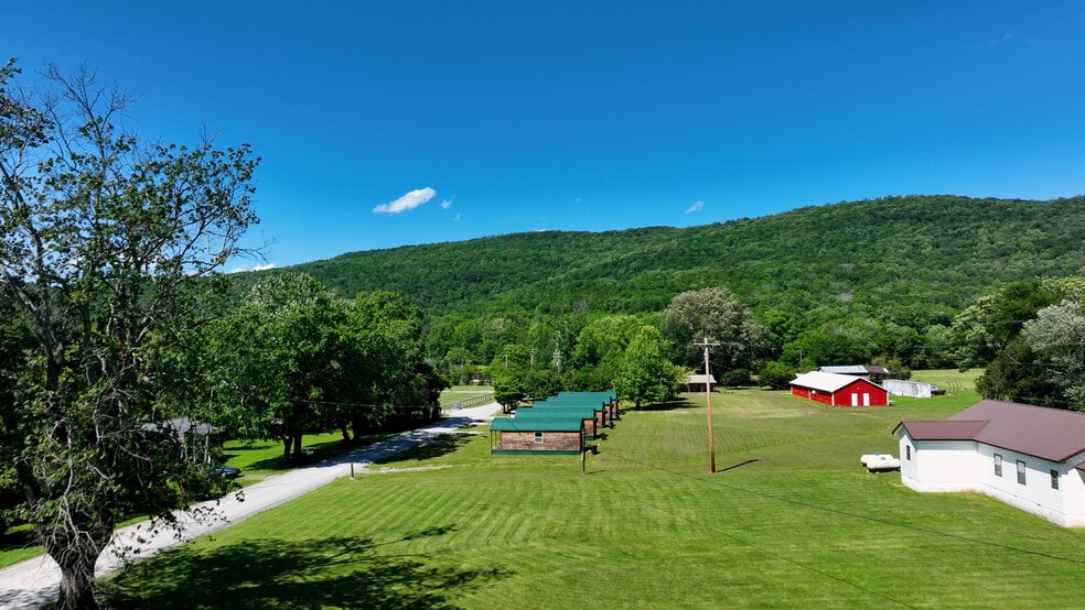 Primary Photo Of 444 Charlie Roberts Rd, Pelham Hospitality For Sale