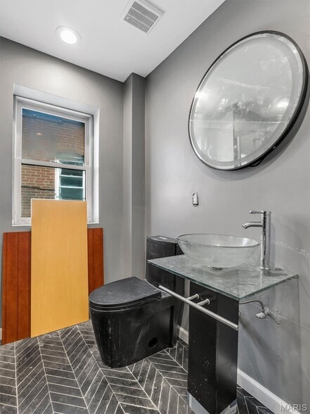 More Photos Of 8808 Saint Charles Rock Rd, Saint Louis General Retail For Sale