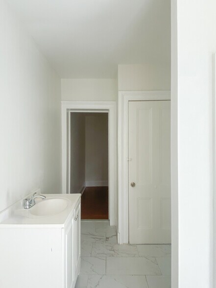 More Photos Of 132 Chambers St, Newburgh Apartments For Sale