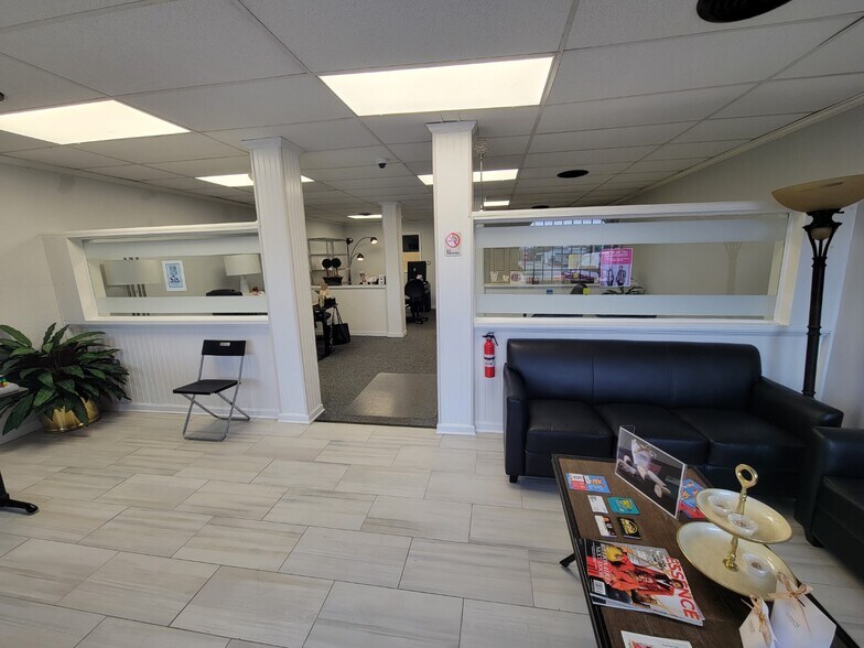 More Photos Of 7640 Bellfort St, Houston Freestanding For Lease