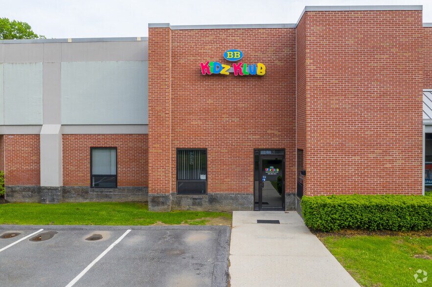 More Photos Of 364 Littleton Rd, Westford Light Manufacturing For Lease