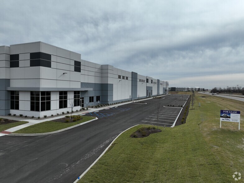 More Photos Of 1140 Patrol Rd, Jeffersonville Warehouse For Lease