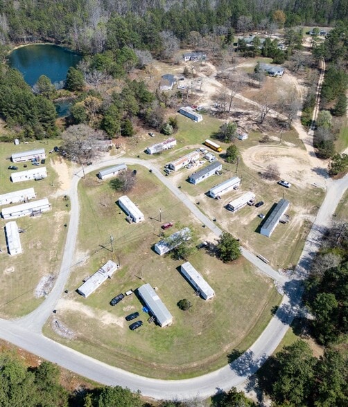 Primary Photo Of 1081 Davis Cir, Thomson Manufactured Housing Mobile Home Park For Sale