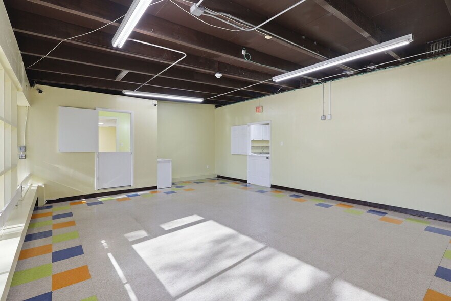 More Photos Of 346 N Volusia Ave, Orange City Office For Lease