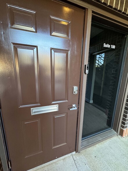 More Photos Of 101 N McDowell St, Charlotte Office For Sale