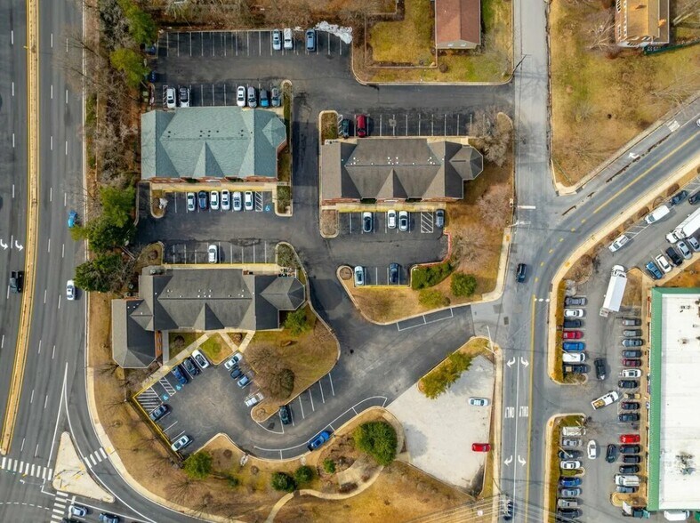 More Photos Of 1835 Forest Dr, Annapolis Business Park For Lease