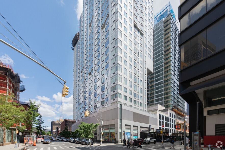 More Photos Of 74 Dekalb Avenue, Brooklyn Apartments For Lease
