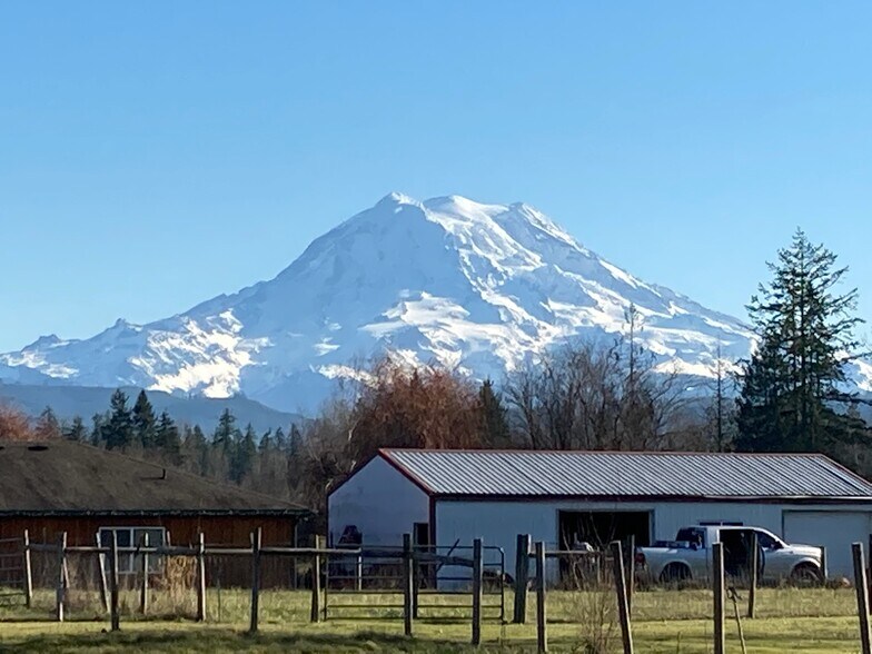 More Photos Of 12314 264th St E, Graham Winery Vineyard For Sale