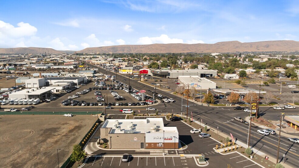 More Photos Of 1802 1st, Yakima Restaurant For Sale