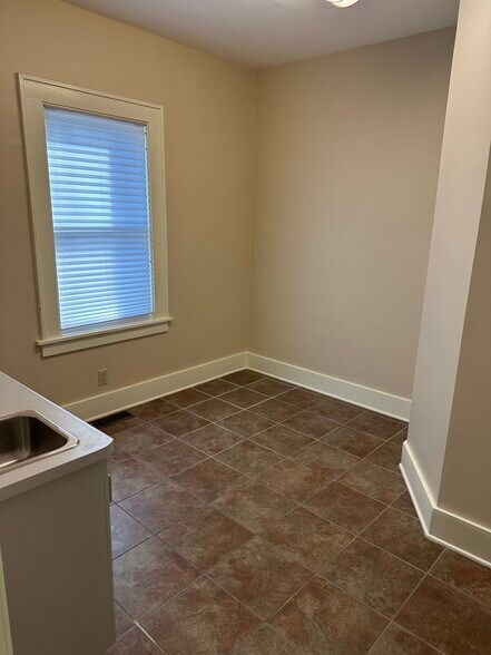 More Photos Of 62 Empire Blvd, Rochester Medical For Lease