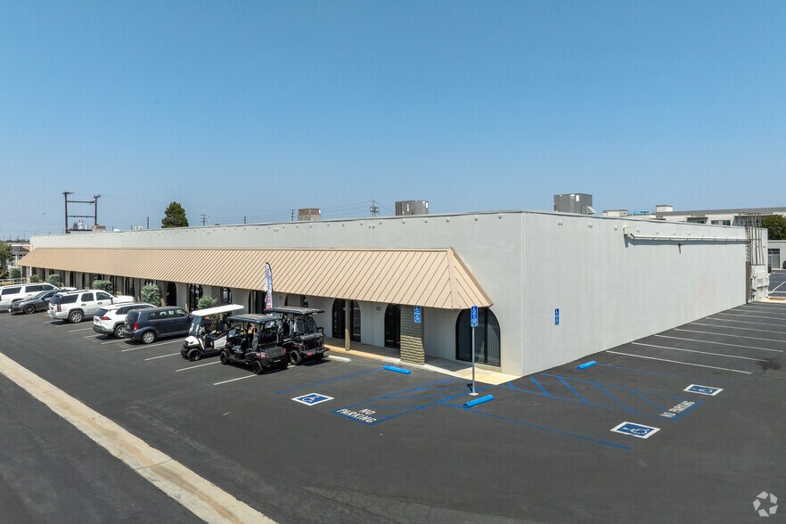 More Photos Of 941-957 Newhall St, Costa Mesa Warehouse For Lease