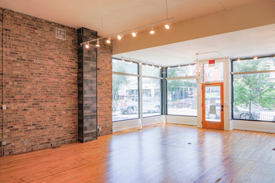 More Photos Of 1925 W Division St, Chicago Apartments For Sale