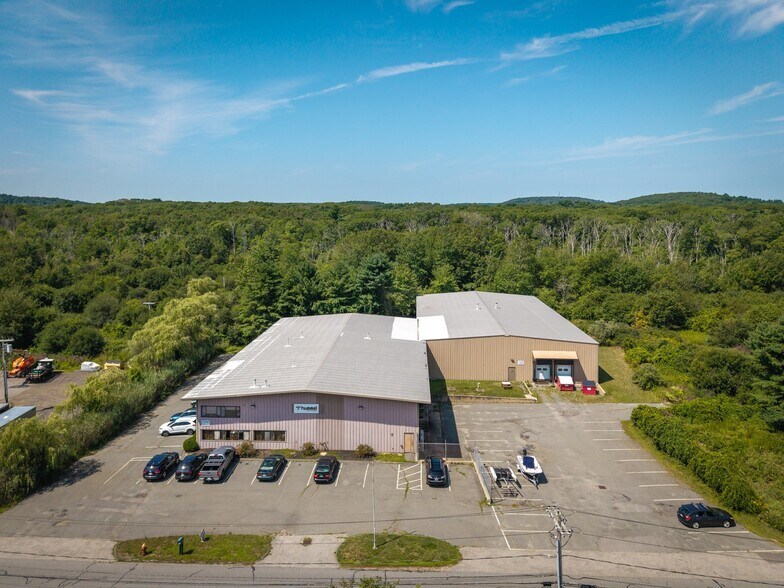 More Photos Of 44 Mitchell Rd, Ipswich Warehouse For Lease