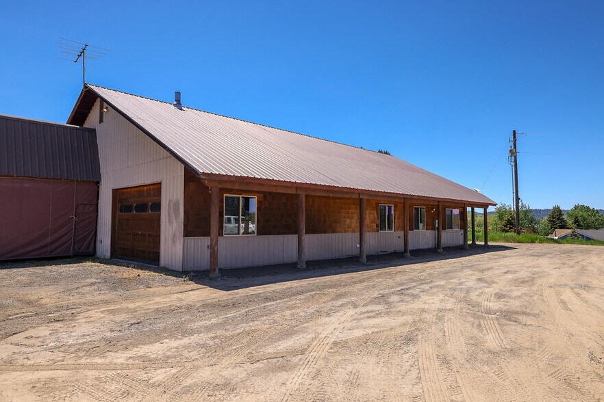 More Photos Of 105 E Jacob St, Mccall Service For Sale