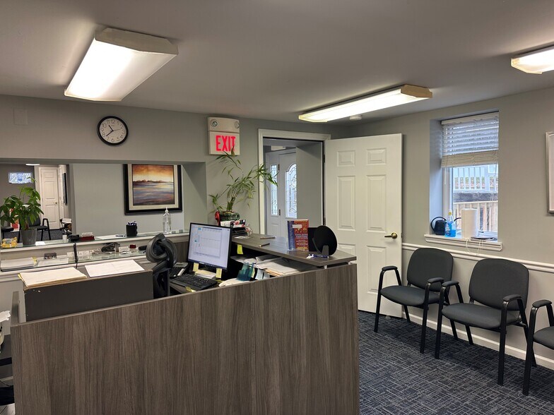 More Photos Of 61 Pease Rd, Manalapan Township Medical For Sale