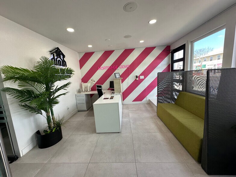 More Photos Of 2573-2579 University Ave, San Diego Storefront Retail Residential For Lease