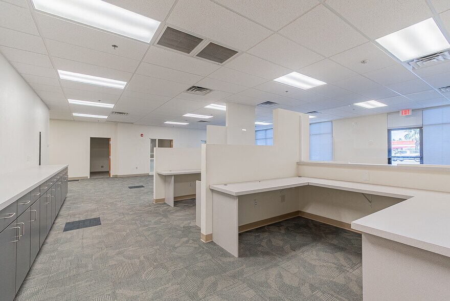 More Photos Of 2550 S 4th Ave, Yuma Freestanding For Lease