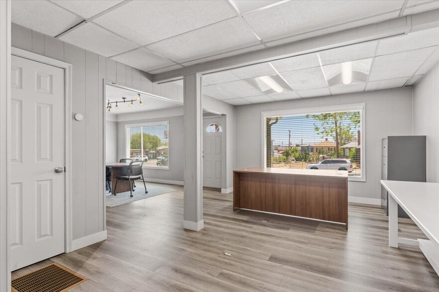 More Photos Of 277 Vassar St, Reno Freestanding For Sale