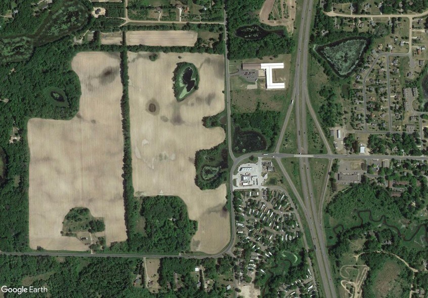 Primary Photo Of Falcon Ave & Fawn Lake Dr N, Stacy Land For Sale