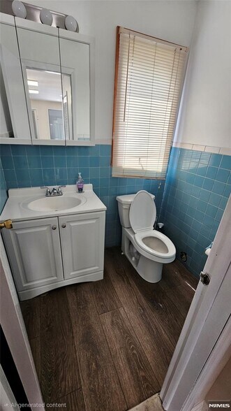 More Photos Of 50 Moonachie Rd, Moonachie Office For Sale