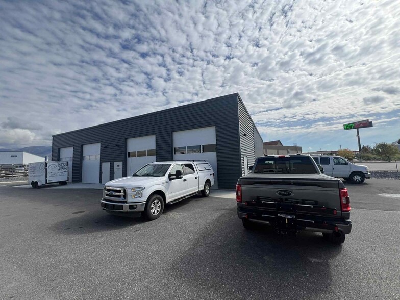 More Photos Of 640 N 2075 W, Marriott Slaterville Industrial For Lease