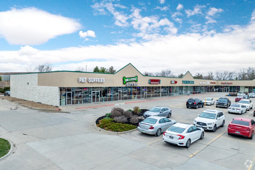 Primary Photo Of 550 36th Ave SW, Altoona Storefront For Lease