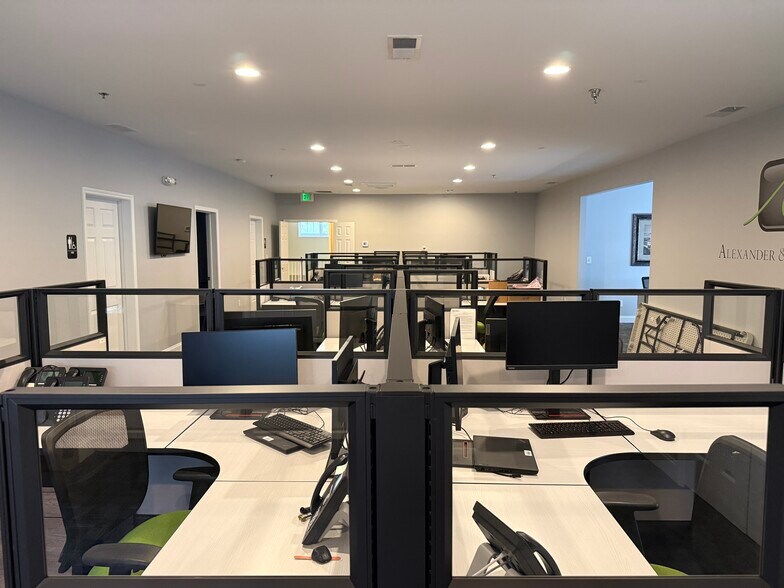 More Photos Of 291 Heritage Walk, Woodstock Office For Sale