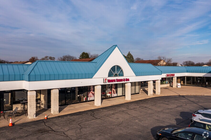 Primary Photo Of 1111-1149 Fairview Ave, Westmont General Retail For Sale