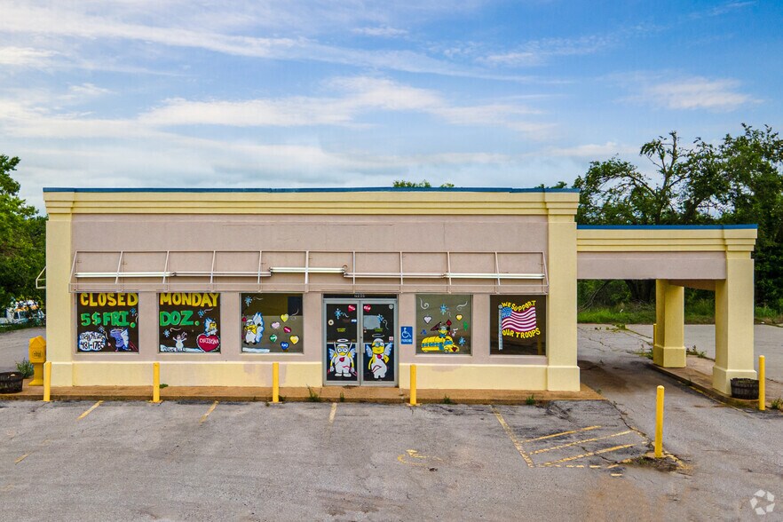 More Photos Of 19801 NE 23rd St, Harrah Freestanding For Sale