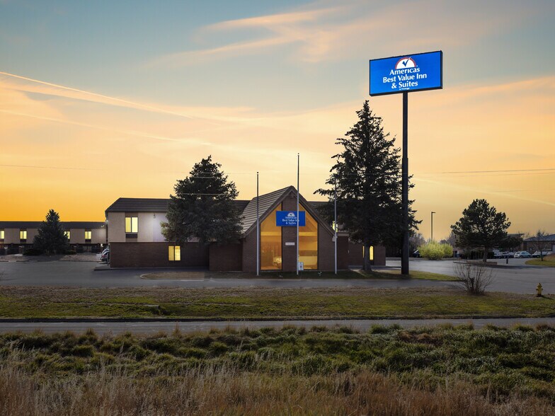 More Photos Of 4333 E Mulberry St, Fort Collins Hotel For Sale