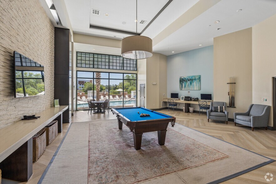 More Photos Of 211 River Landing Dr, Charleston Apartments For Lease