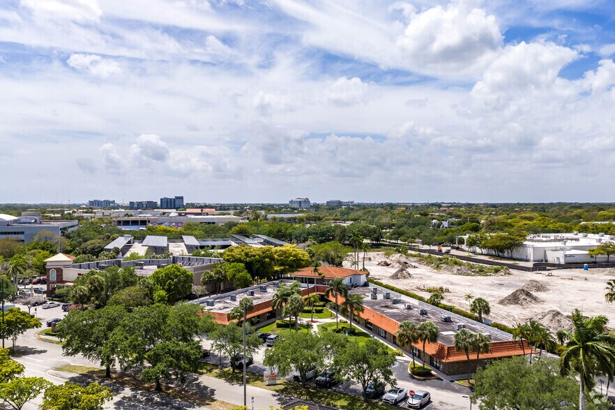 More Photos Of 201 N University Dr, Plantation Medical For Sale