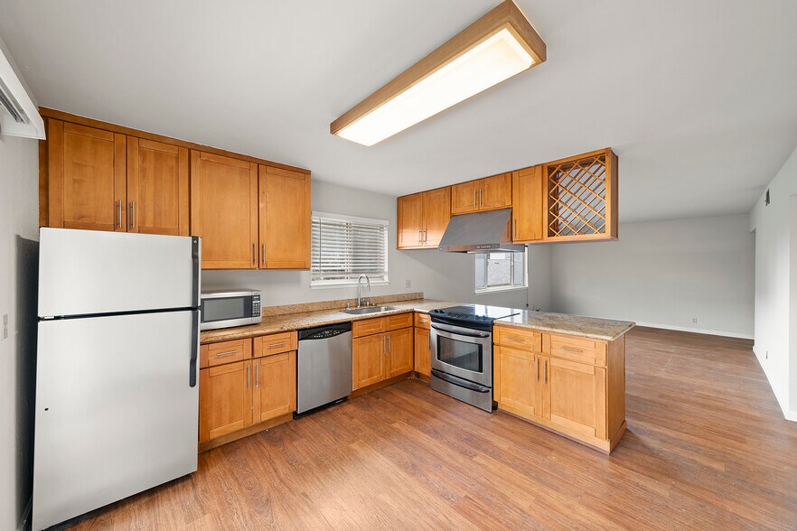 More Photos Of 1444 Walnut St, Berkeley Apartments For Sale