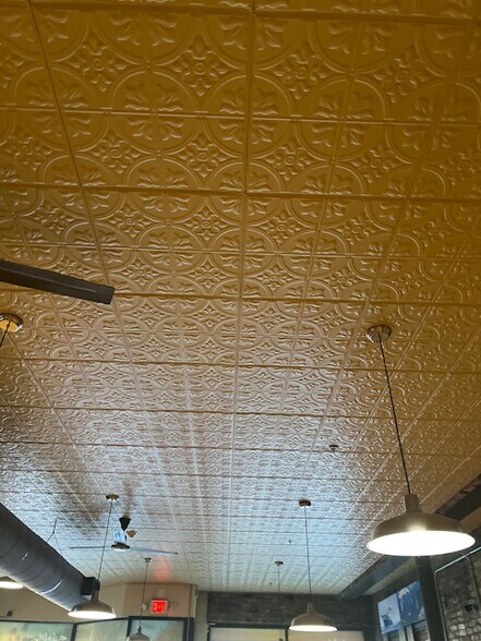 More Photos Of 1104 Broadway, Columbus Storefront For Lease