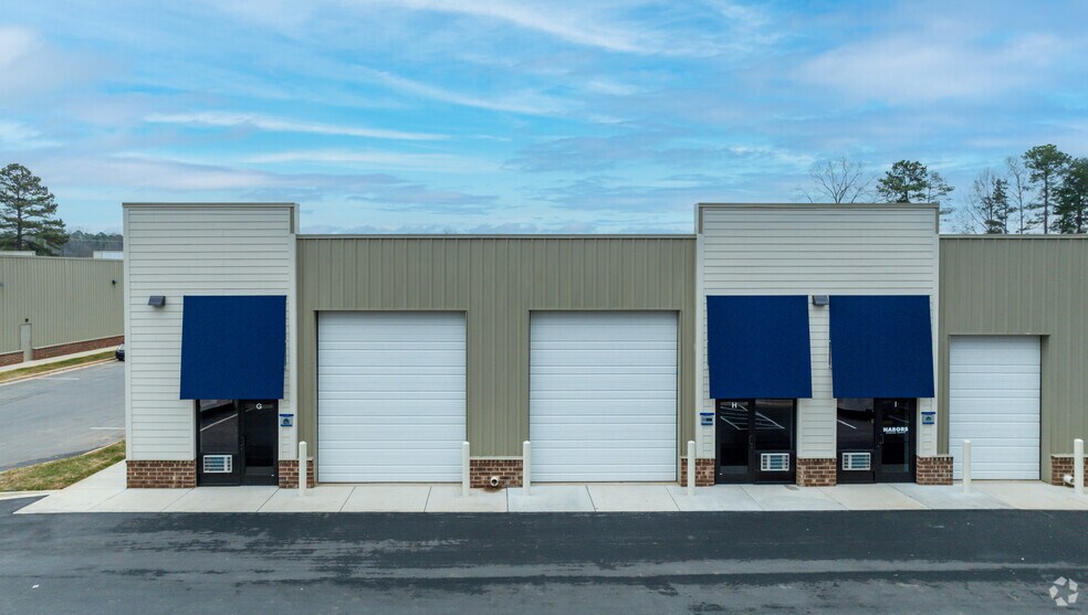 More Photos Of 10421 Bailey Rd, Cornelius Industrial For Lease