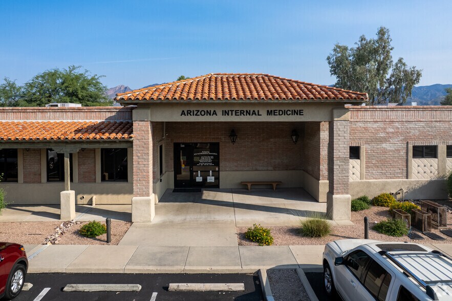 More Photos Of 1951 N Wilmot Rd, Tucson Medical For Sale