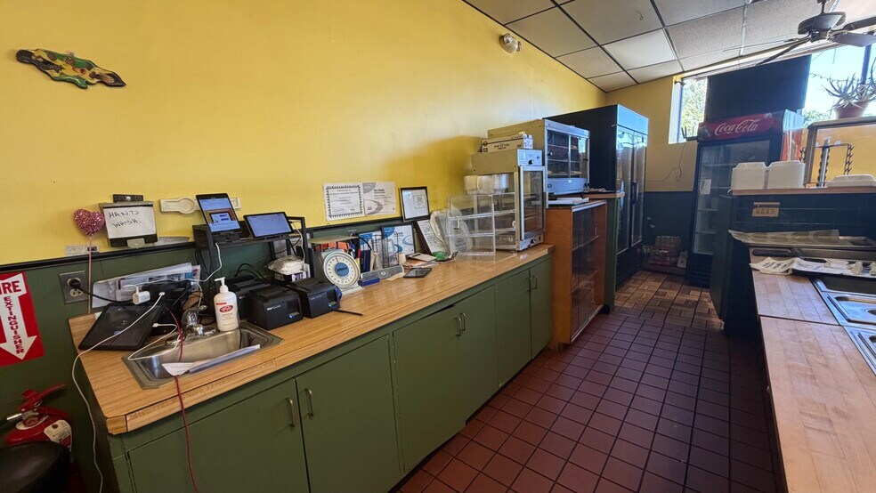 More Photos Of 4 Wheeler st, Lynn Specialty For Lease