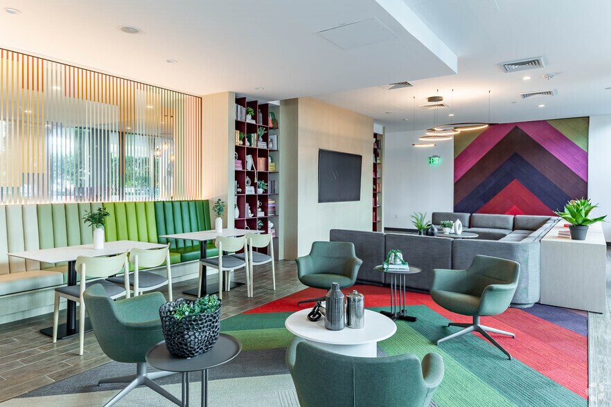 More Photos Of 125 NE 32nd St, Miami Apartments For Lease